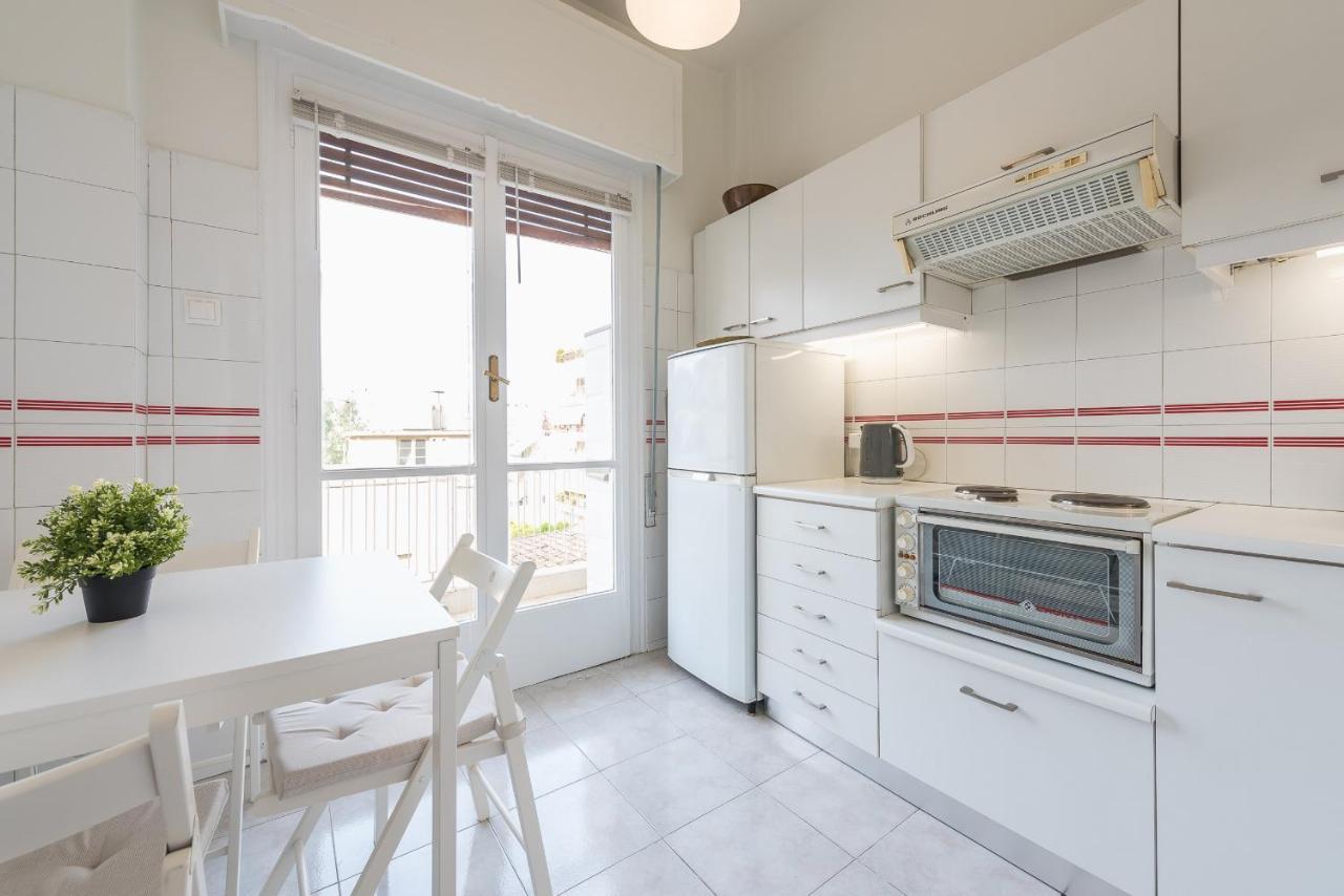 Cozy And Fresh Apt Close To Metro Aten Exteriör bild