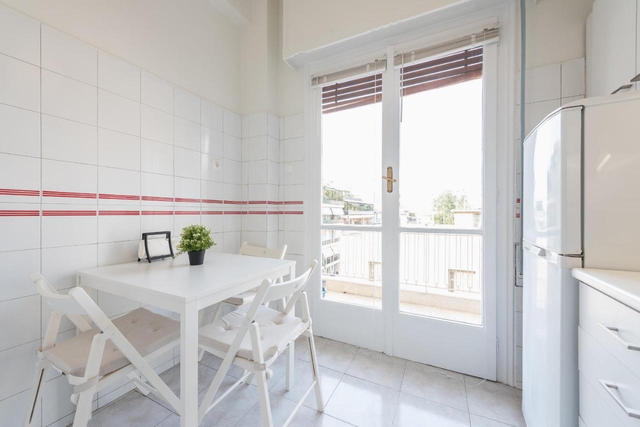 Cozy And Fresh Apt Close To Metro Aten Exteriör bild