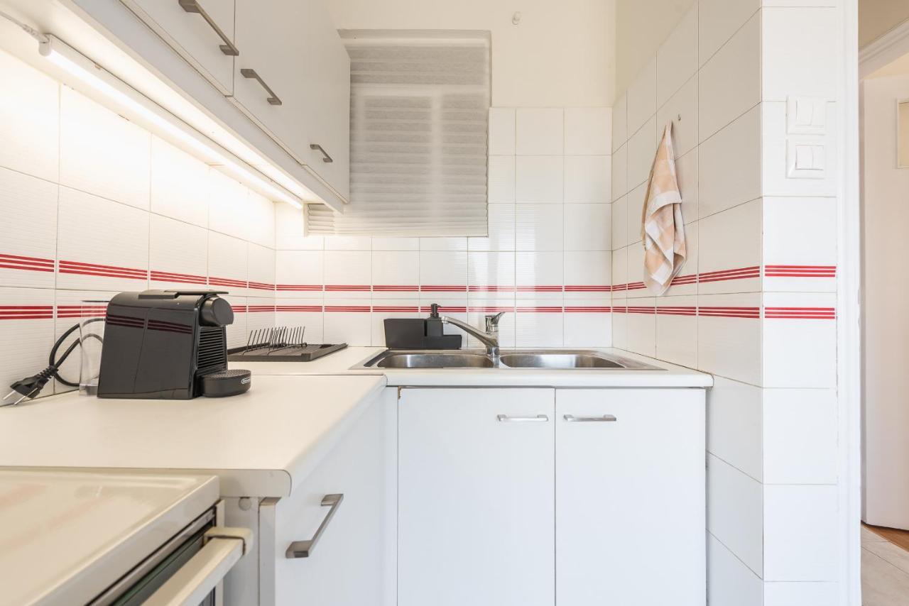 Cozy And Fresh Apt Close To Metro Aten Exteriör bild